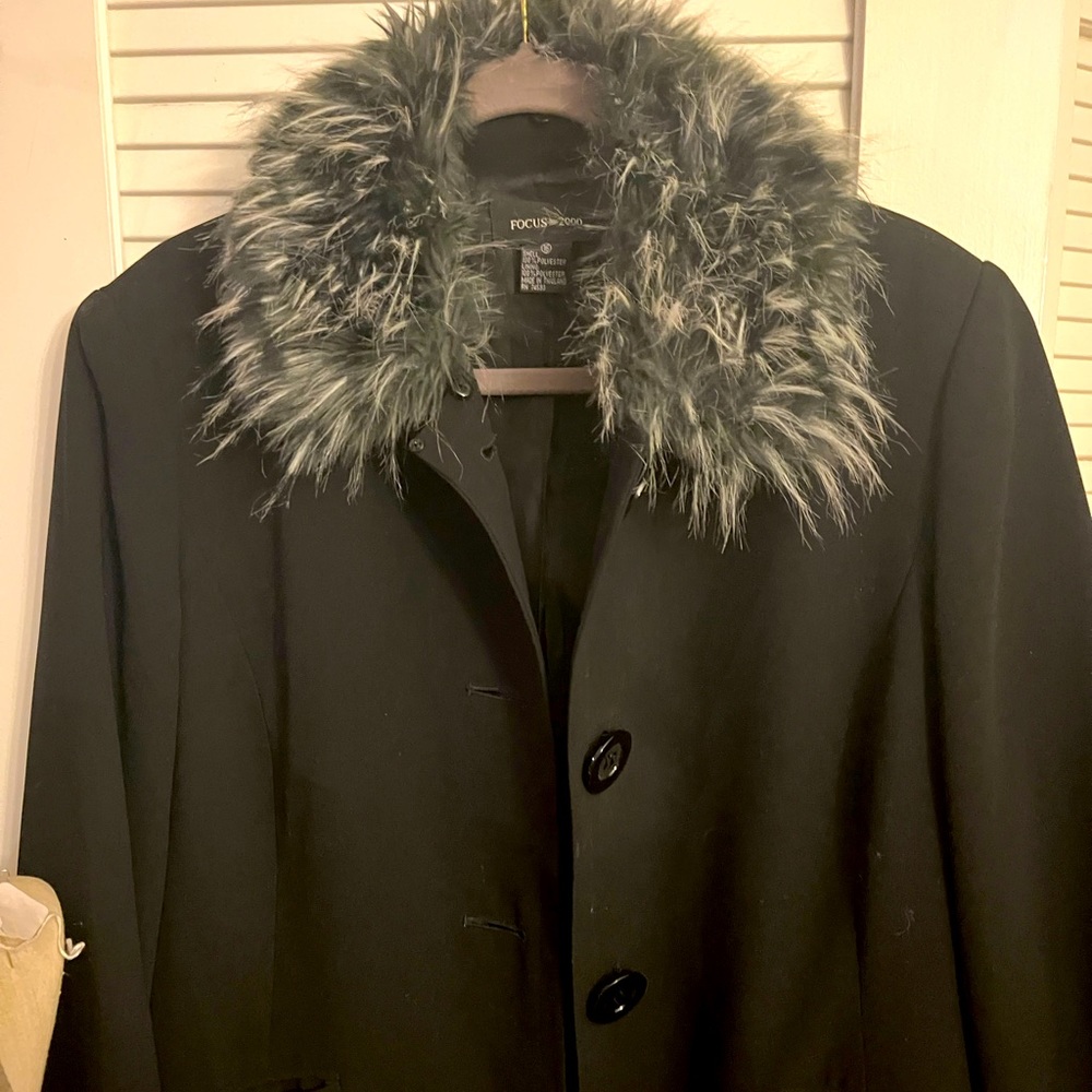Women’s business dressy coat black fur collar